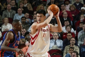 NBA最强的15位7尺2以上长人都有谁？姚明榜上有名 第一实至名归